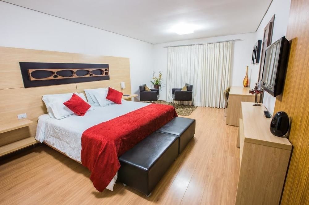 Maximus Business Hotel